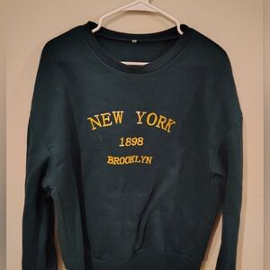 New York 1898 Brooklyn Green Sweater